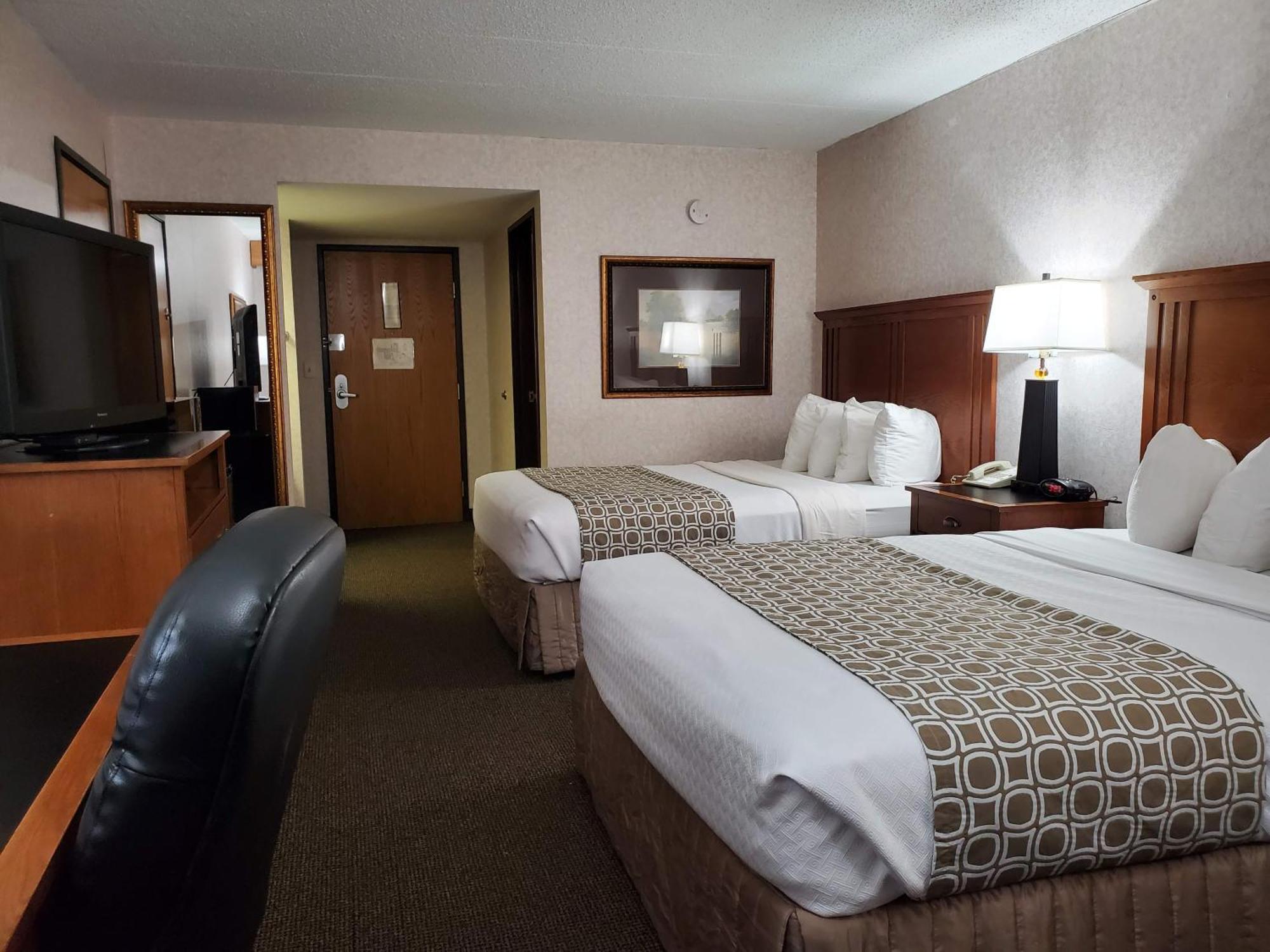 Ramkota Hotel Pierre Room photo