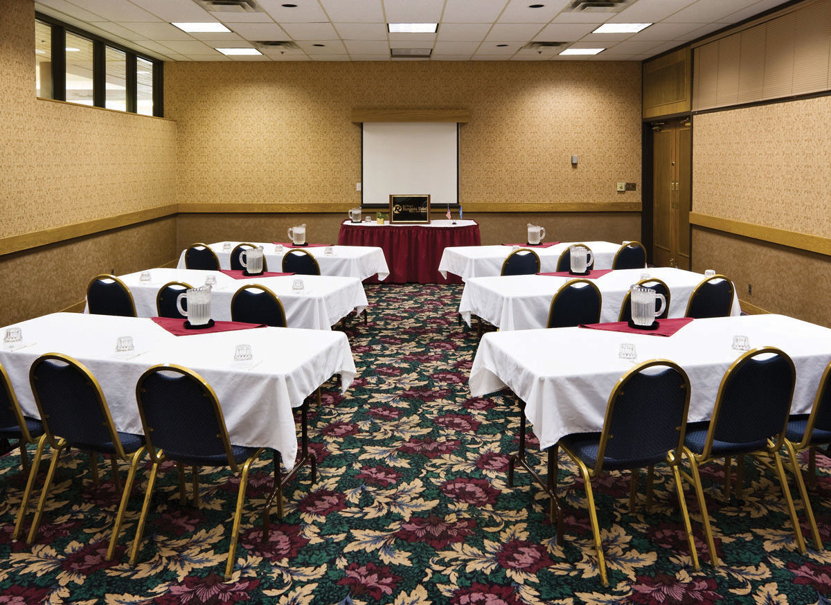 Ramkota Hotel Pierre Business photo